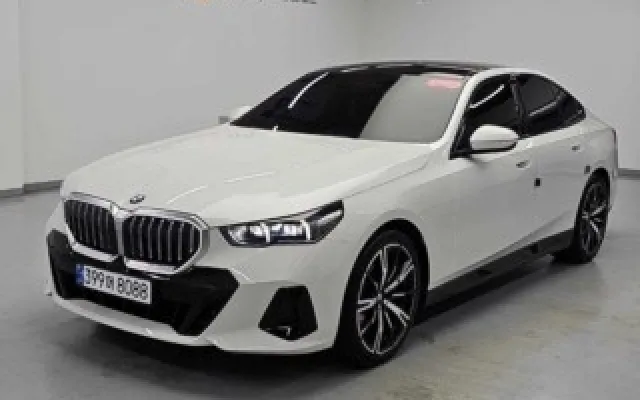 5시리즈 (G60) 530i xDrive